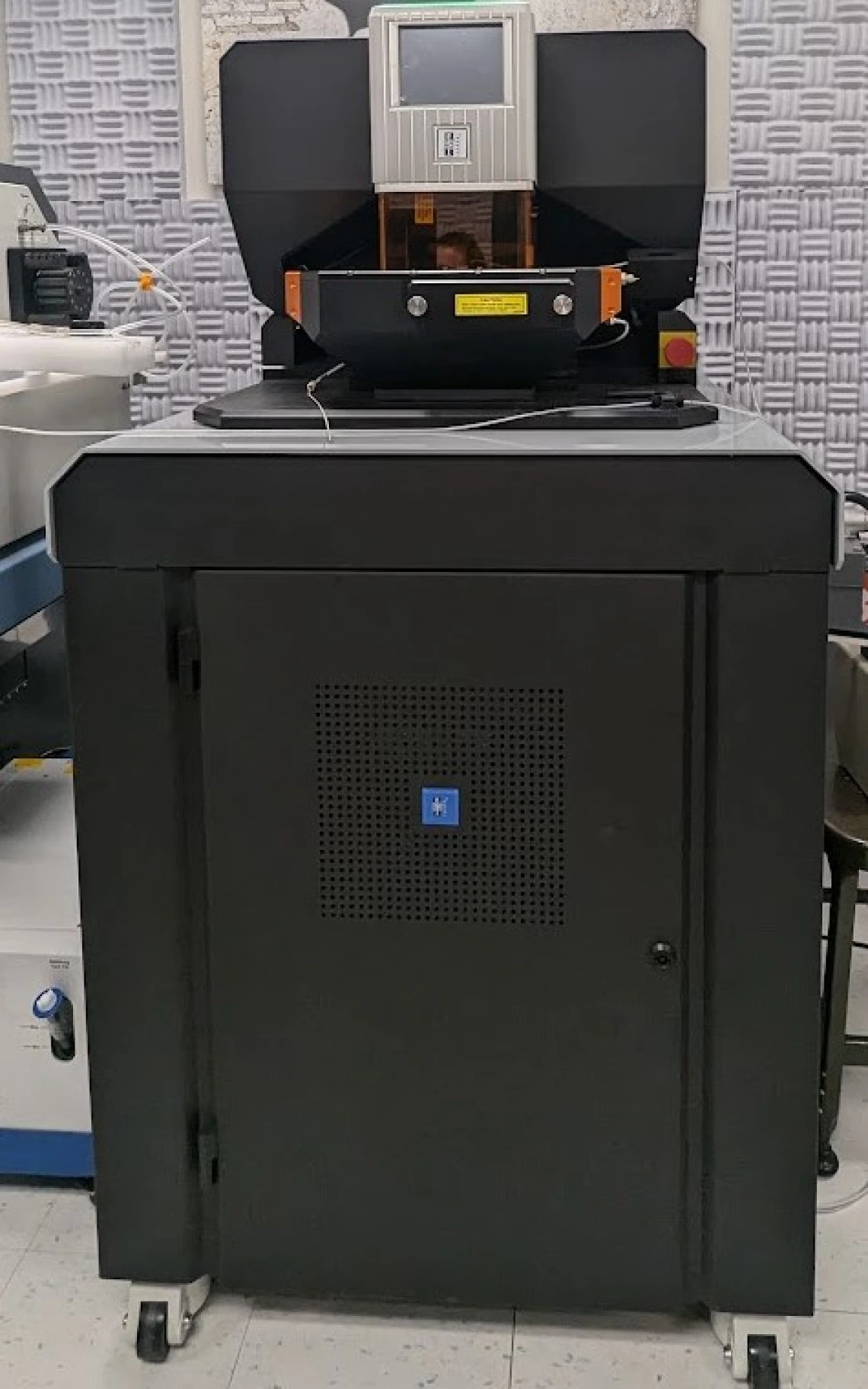 ESL NWRFemto Laser Ablation System